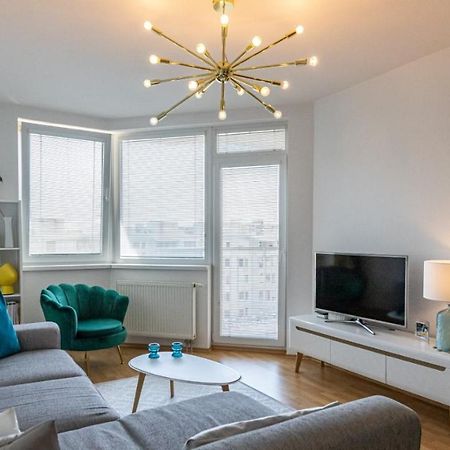 ברטיסלאבה 2 Room Apartment With Terrace, New Building, Jegeho מראה חיצוני תמונה